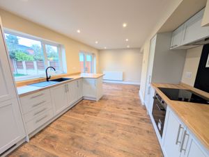 Photo 16- click for photo gallery